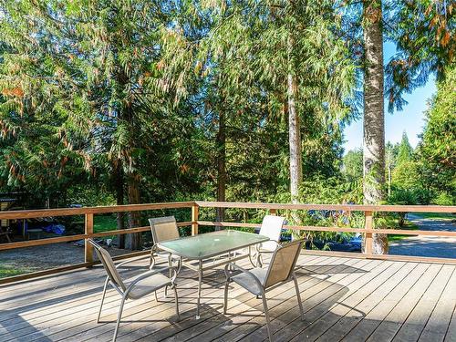 1386 Carlton Dr, Shawnigan Lake, BC - Outdoor With Deck Patio Veranda