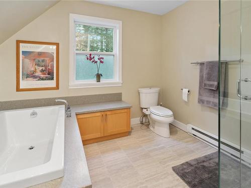 5151 Alexander Rd, Duncan, BC - Indoor Photo Showing Bathroom
