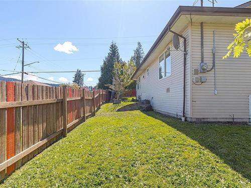 1669 Robert St, Crofton, BC - Outdoor With Exterior