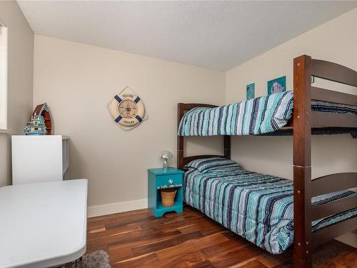 3262 Ash Rd, Chemainus, BC - Indoor Photo Showing Bedroom