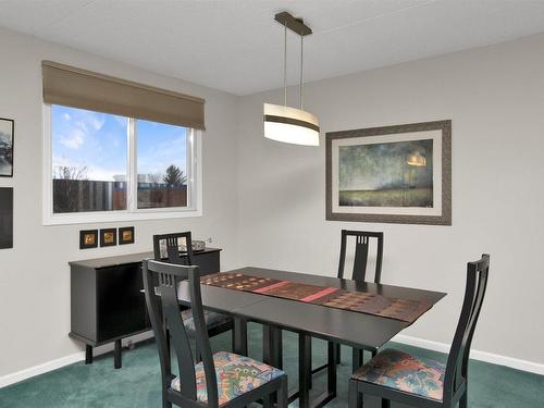 301 780 Gordon Street, Thunder Bay, ON - Indoor Photo Showing Dining Room