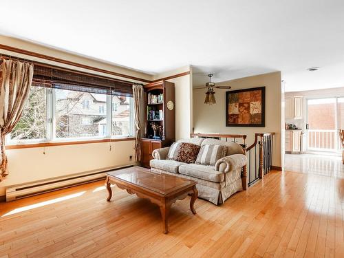 Master bedroom - 1275 Rue Godin, Longueuil (Saint-Hubert), QC - Indoor Photo Showing Bedroom