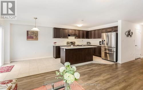 7760 Redbud Lane, Niagara Falls, ON - Indoor Photo Showing Kitchen With Stainless Steel Kitchen