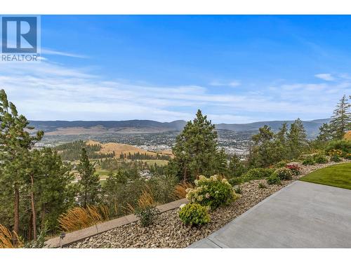 579 Selkirk Court, Kelowna, BC - Outdoor With View