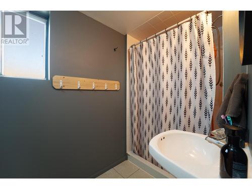 3478 Bray Place, Kamloops, BC - Indoor Photo Showing Bathroom