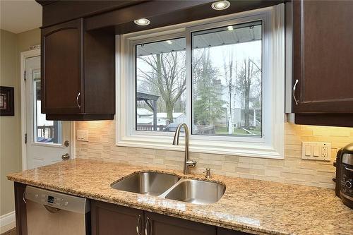 8410 Twenty Road E, Hamilton, ON - Indoor Photo Showing Kitchen With Double Sink