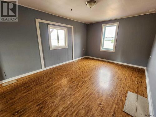 253156 Rogers Rd, Evanturel Township, ON - Indoor Photo Showing Other Room
