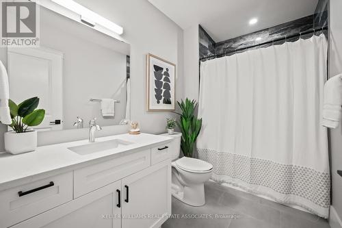 #301 -17 Cleave Ave, Prince Edward County, ON - Indoor Photo Showing Bathroom