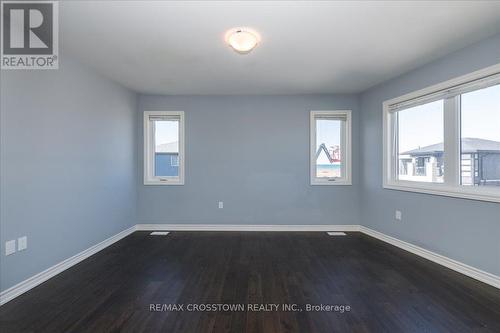 147 Rosie St, Blue Mountains, ON - Indoor Photo Showing Other Room