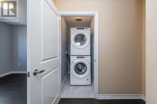 147 Rosie St, Blue Mountains, ON - Indoor Photo Showing Laundry Room