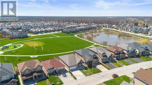 4432 Cinnamon Grve, Niagara Falls, ON - Outdoor With View