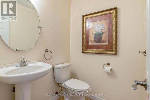 971 Fogerty St, London, ON - Indoor Photo Showing Bathroom