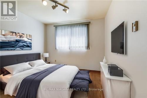 7 Lasalle Street, Welland, ON - Indoor Photo Showing Bedroom