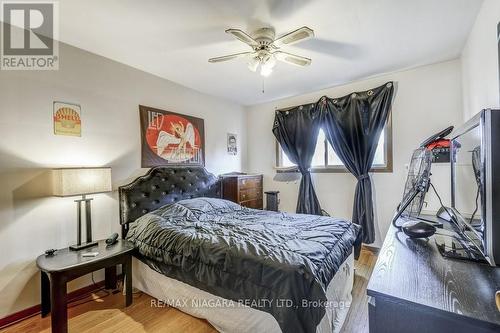 7 Lasalle Street, Welland, ON - Indoor Photo Showing Bedroom