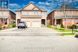 5665 VOLPE AVE  Mississauga, ON L5V 3A5