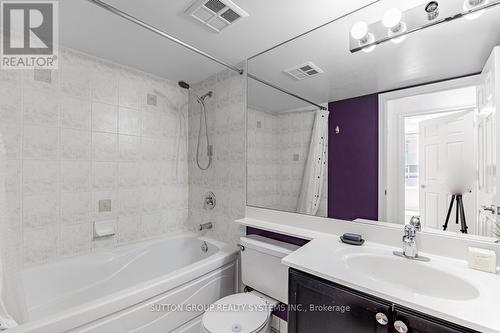 1930 - 5233 Dundas Street W, Toronto, ON - Indoor Photo Showing Bathroom