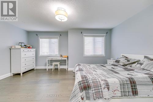 4701 Irena Ave, Burlington, ON - Indoor Photo Showing Bedroom