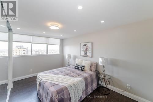 #Ph1 -3695 Kaneff Cres, Mississauga, ON - Indoor Photo Showing Bedroom
