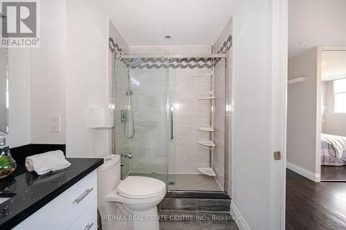 #Ph1 -3695 Kaneff Cres, Mississauga, ON - Indoor Photo Showing Bathroom