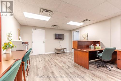 1048 King Street W, Hamilton, ON - Indoor Photo Showing Other Room