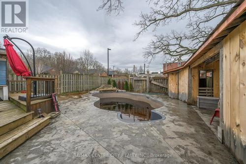 1633 Shore Rd, London, ON - Outdoor
