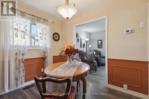 35 Rexway Road, London, ON - Indoor Photo Showing Dining Room