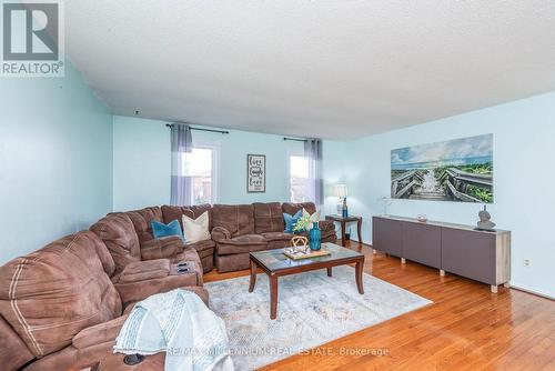 188 Richvale Dr S, Brampton, ON - Indoor Photo Showing Living Room