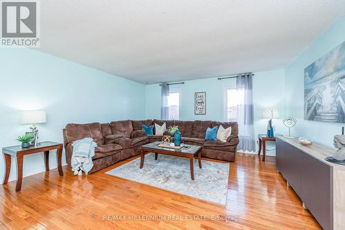 188 Richvale Dr S, Brampton, ON - Indoor Photo Showing Living Room