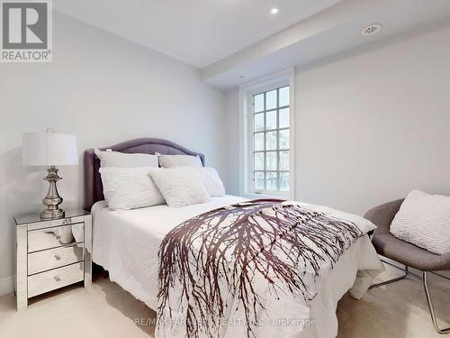 7 Mackenzie'S Stand Avenue, Markham, ON - Indoor Photo Showing Bedroom