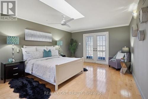 14 Mccowan Lane, Whitchurch-Stouffville, ON - Indoor Photo Showing Bedroom