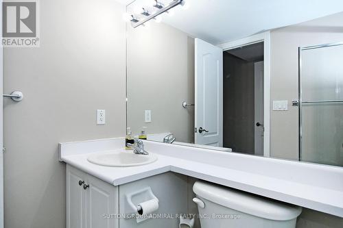 405 - 50 Disera Drive, Vaughan, ON - Indoor Photo Showing Bathroom