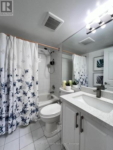 #1003 -1101 Steeles Ave W, Toronto, ON - Indoor Photo Showing Bathroom