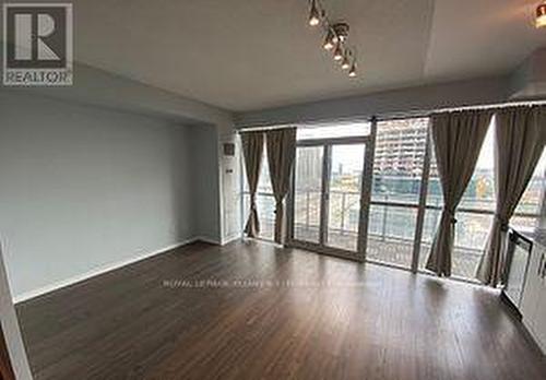 #1913 -352 Front St W, Toronto, ON - Indoor Photo Showing Other Room