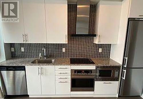 #1913 -352 Front St W, Toronto, ON - Indoor Photo Showing Kitchen With Stainless Steel Kitchen With Upgraded Kitchen