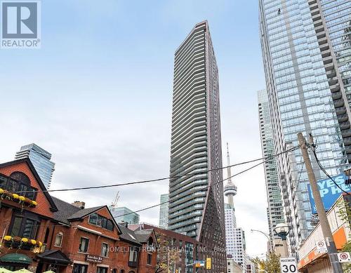 4204 - 99 John Street, Toronto, ON - Outdoor With Facade