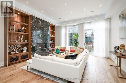 559 Millwood Road, Toronto, ON - Indoor Photo Showing Living Room With Fireplace