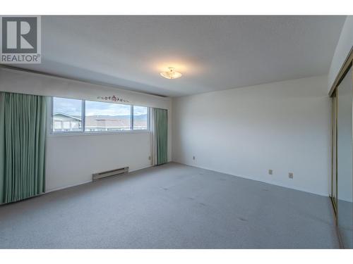 195 Warren Avenue Unit# 408, Penticton, BC - Indoor Photo Showing Other Room