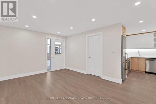 303 - 701 Eglinton Avenue W, Toronto, ON - Indoor Photo Showing Other Room