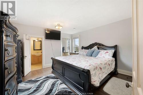 984 Road 6 East, Kingsville, ON - Indoor Photo Showing Bedroom