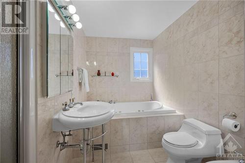 62 Glendenning Drive, Ottawa, ON - Indoor Photo Showing Bathroom