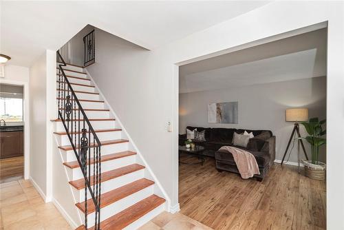 Oak stairway leads to the bedroom level. - 64 Terrace Drive, Dundas, ON - Indoor Photo Showing Other Room