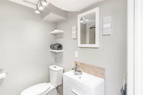 3pc basement bathroom - 64 Terrace Drive, Dundas, ON - Indoor Photo Showing Bathroom