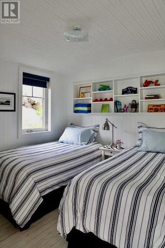 38 Outer Battery Road, St. Johns, NL - Indoor Photo Showing Bedroom