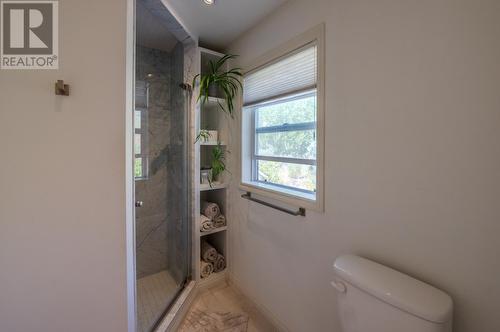 18740 Old Richter Pass Road, Osoyoos, BC - Indoor Photo Showing Bathroom