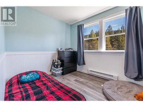 187 Pinewood Drive, Princeton, BC - Indoor Photo Showing Bedroom