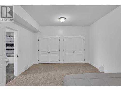 1648 Sunrise Road, Kelowna, BC - Indoor Photo Showing Other Room