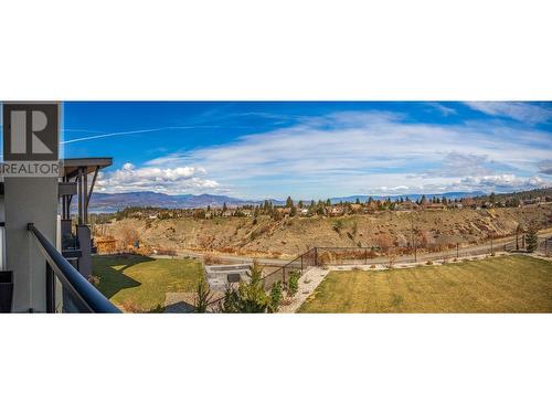 1648 Fawn Run Drive, Kelowna, BC - Outdoor With View