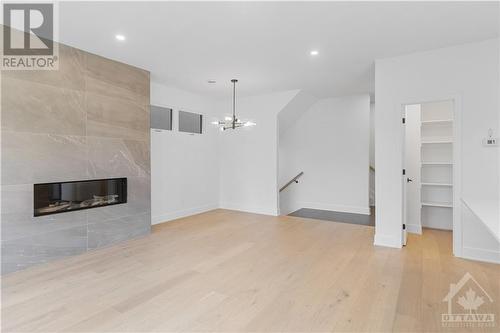284 Dovercourt Avenue, Ottawa, ON - Indoor With Fireplace