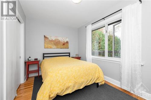 559 Highcroft Avenue, Ottawa, ON - Indoor Photo Showing Bedroom