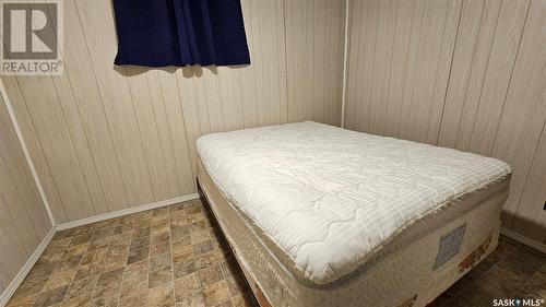531 Annable Street, Herbert, SK - Indoor Photo Showing Bedroom